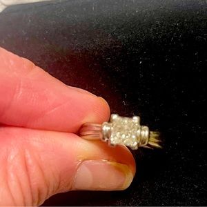 Princess cut platinum 1.1 almost flawless diamond engagement ring